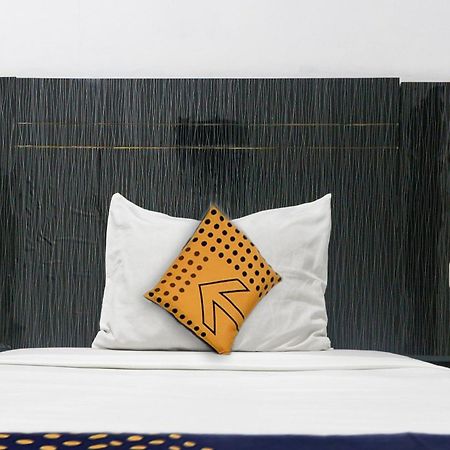 Spot On 3605 Clarichie Guest House Kupang  Exterior photo