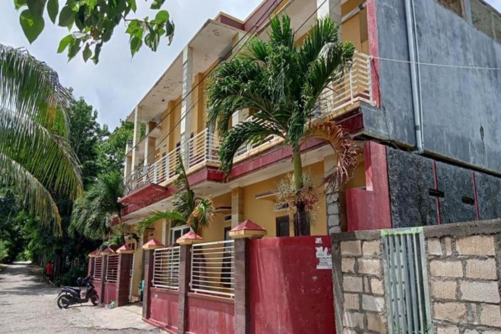 Spot On 3605 Clarichie Guest House Kupang  Exterior photo