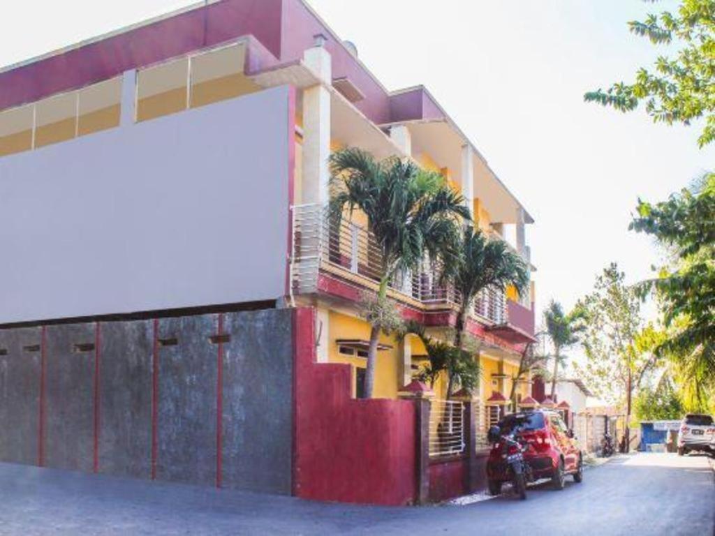 Spot On 3605 Clarichie Guest House Kupang  Exterior photo
